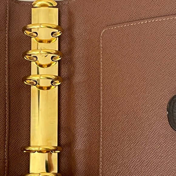 LOUIS VUITTON Brown Monogram Ring Agenda Cover Medium Gold-Tone Hardware - Picture 12 of 14